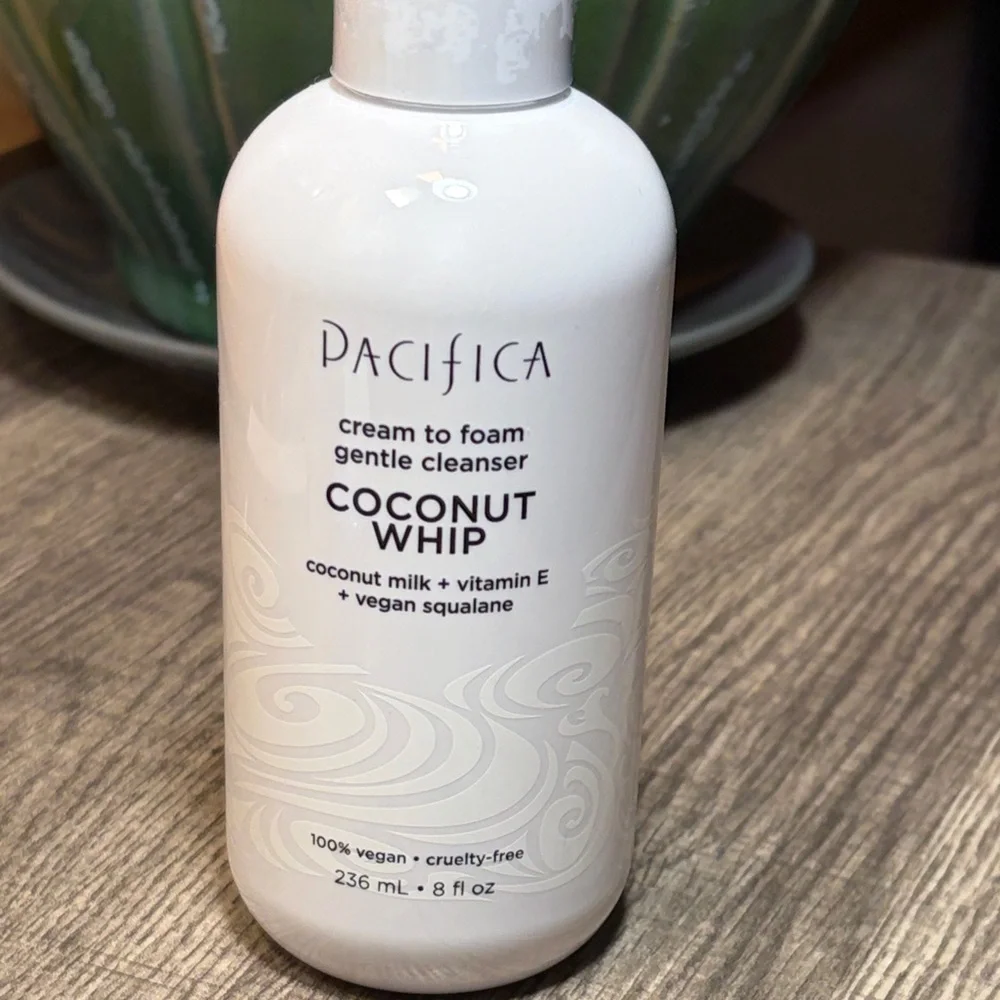 🍄5 for $35🍄 Pacifica Coconut Whip Cream Cleanser